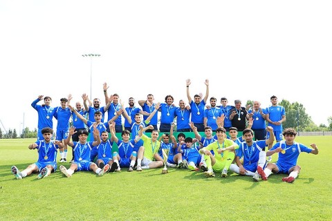 The champion of the Youth League was awarded