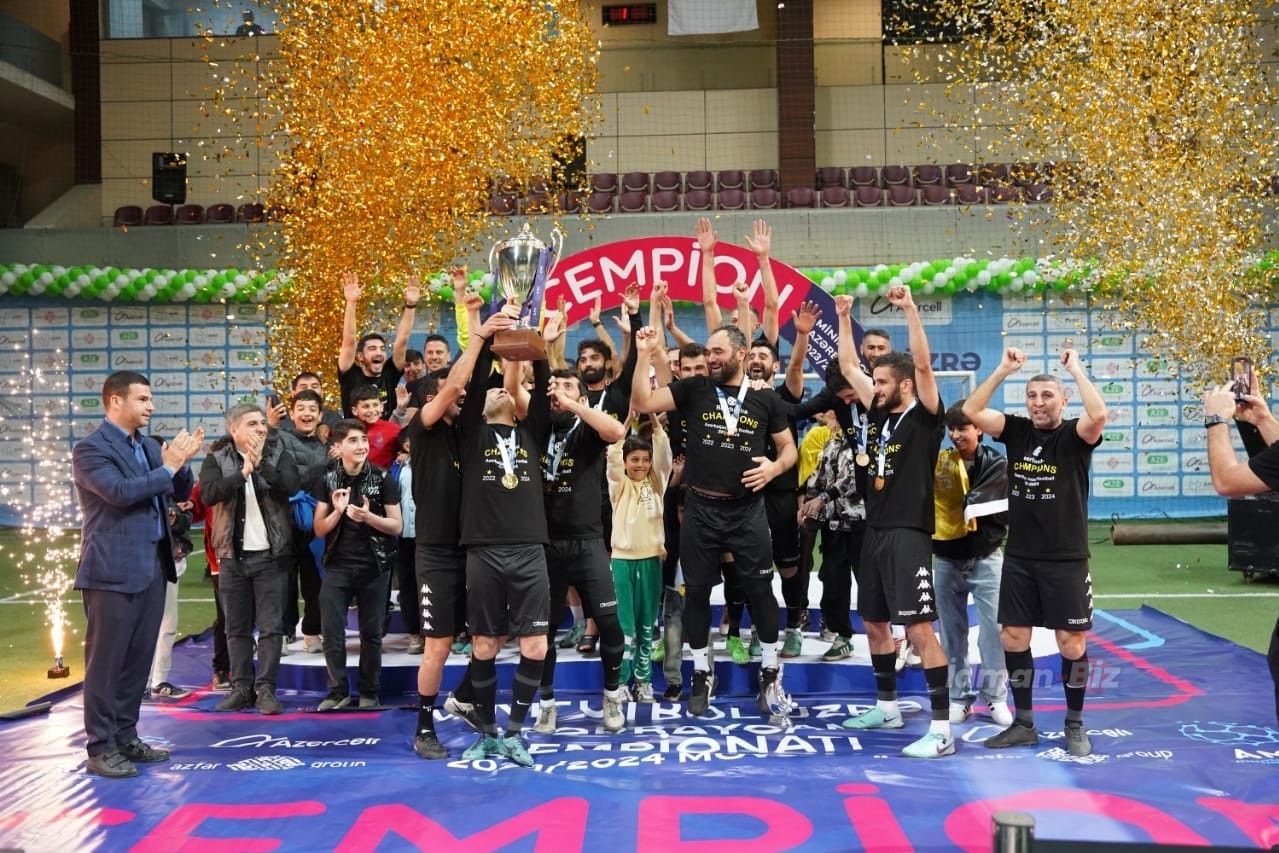 Награждены призеры чемпионата Азербайджана по мини-футболу - ФОТО