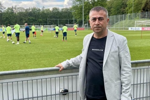 Ayxan Abbasov PSV və “Feyenoord”un düşərgəsində - FOTO