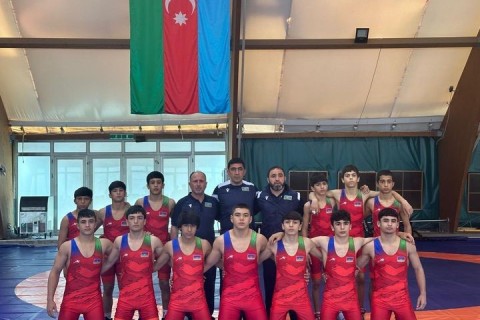 4 азербайджанских борца в финале
