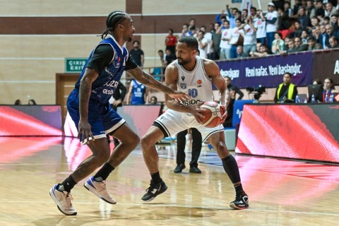 Çempion final seriyasına məğlubiyyətlə start verib - VİDEO - FOTO