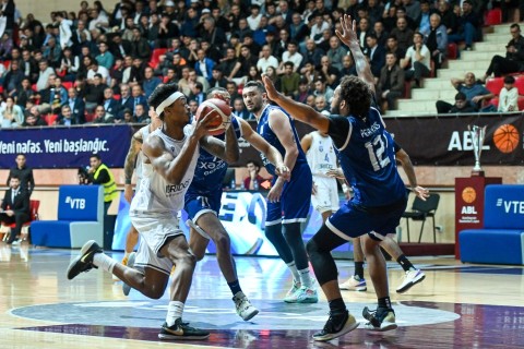 Çempion final seriyasına məğlubiyyətlə start verib - VİDEO - FOTO