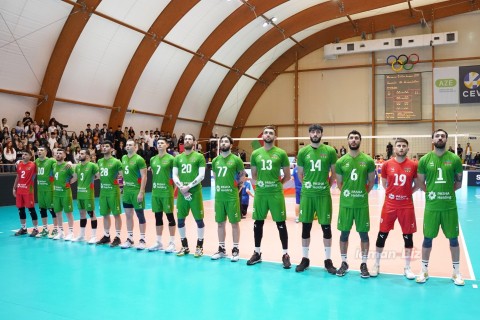 Азербайджан проиграл Румынии на старте Золотой Евролиги - ВИДЕО - ФОТО