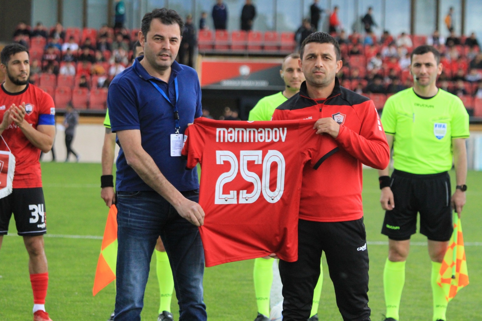 “Qəbələ”nin kapitanına 250 nömrəli hədiyyə