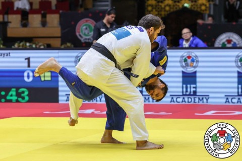 Hidayət Heydərov dünya çempionu olub - VİDEO - FOTO