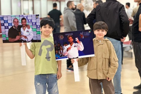 Dünya çempionu Hidayət Heydərov Vətənə qayıdıb - FOTO - VİDEO