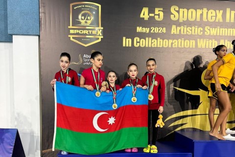 Bədii üzgüçülərimizdən Abu-Dabidə 31 medal - FOTO
