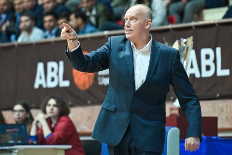 Çempion seriyada önə keçib - FOTO - VİDEO