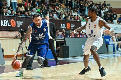 Çempion seriyada önə keçib - FOTO - VİDEO