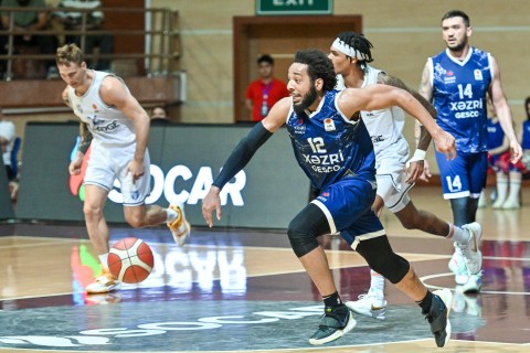 Çempion seriyada önə keçib - FOTO - VİDEO