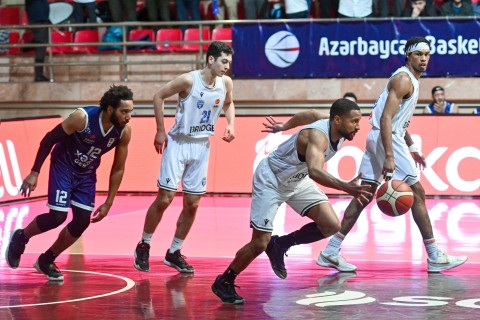 Çempion seriyada önə keçib - FOTO - VİDEO