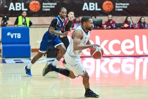 Çempion seriyada önə keçib - FOTO - VİDEO