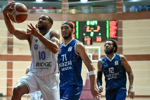 Çempion seriyada önə keçib - FOTO - VİDEO