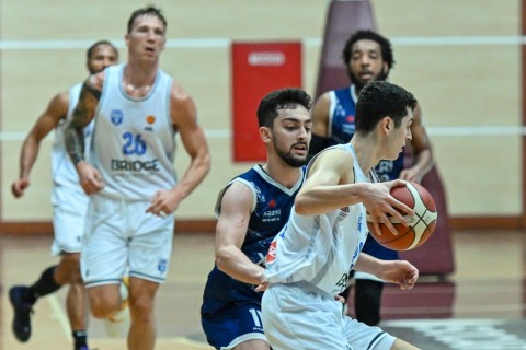 Çempion seriyada önə keçib - FOTO - VİDEO