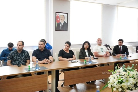 Ультрамарафонец, прибывший в Баку за 110 дней: "Я мечтал увидеть Каспий" - ФОТО