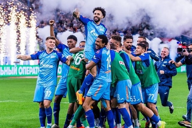 Драматичная концовка: "Зенит" - чемпион в шестой раз подряд