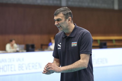 Yığmamız "quru hesabla" uduzub - FOTO
