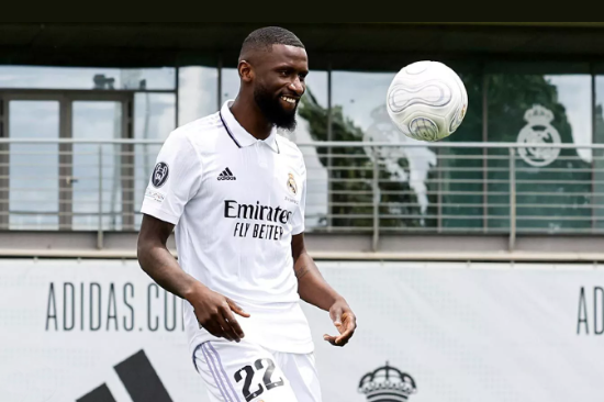 Fastest football players in the World - LIST