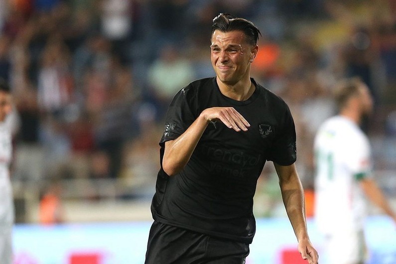 Renat Dadashov left Hatayspor