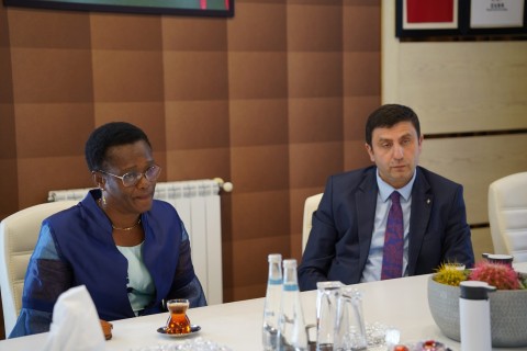 Mariana Vasileva Odette Assembe Engoulounu qəbul edib - FOTO