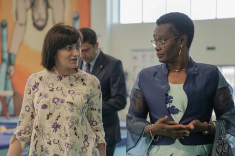 Высокая гостья из Камеруна посетила Национальную арену гимнастики - ФОТО