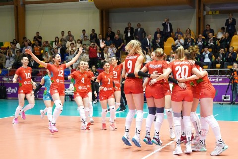 Азербайджан выиграл второй матч в Золотой Евролиге - ФОТО