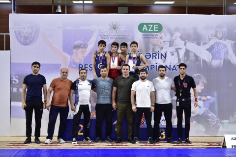 Sumqayıt güləşçiləri 3 qızıl qazanıb - FOTO