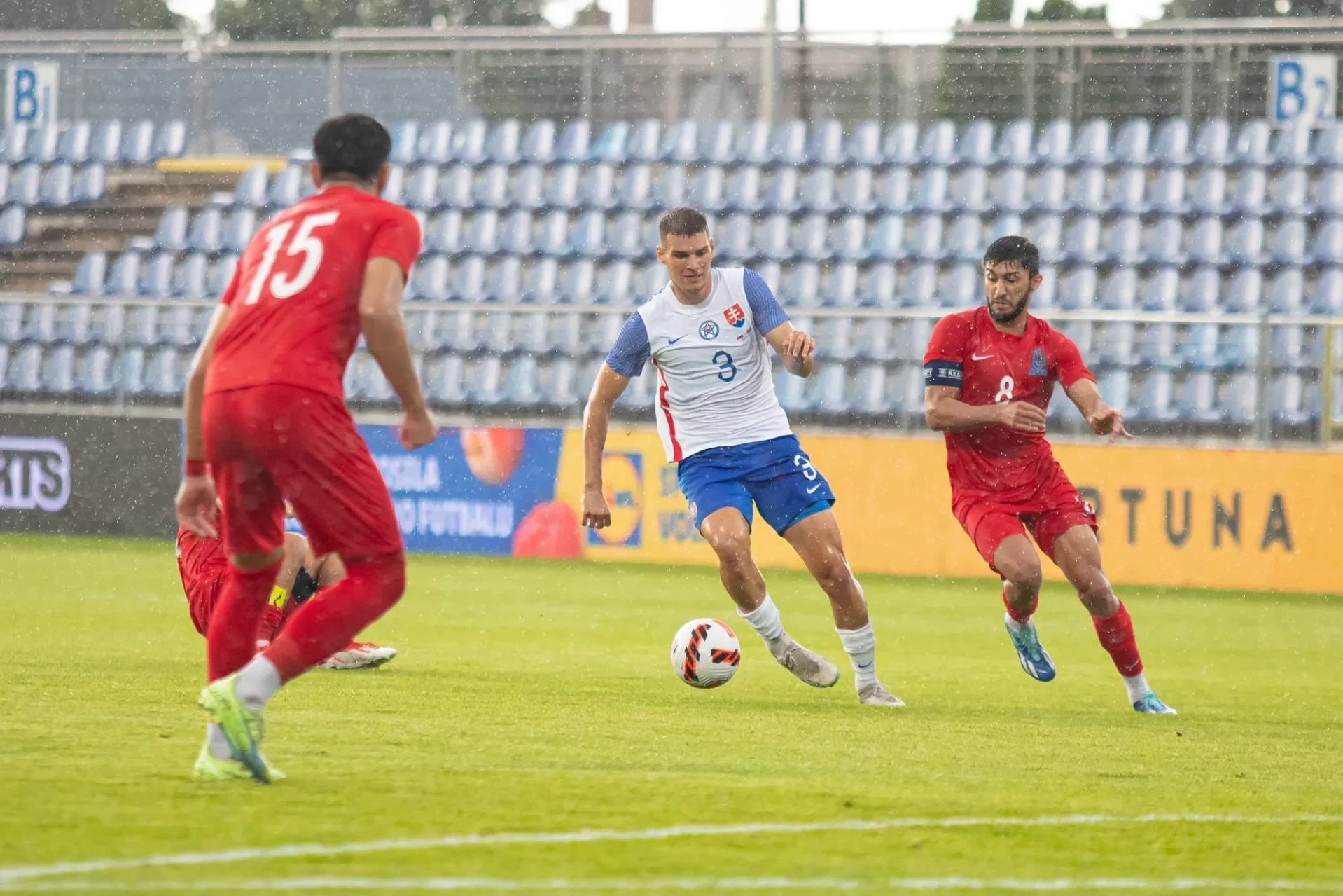 Azərbaycan - Bolqarıstan matçı qolsuz bitib - VİDEO