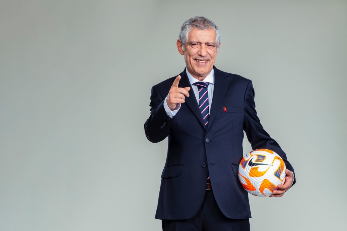 Azerbaijan hire former Portugal head coach Fernando Santos
