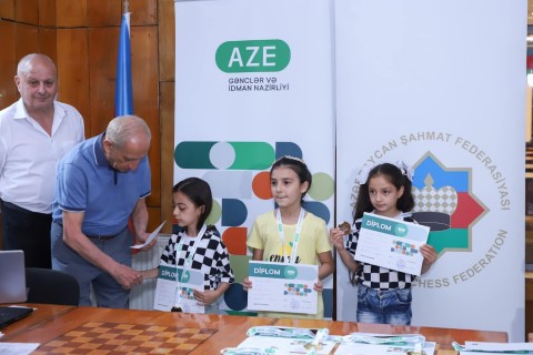 Сильнейшие молодые шахматисты в Азербайджане - ФОТО