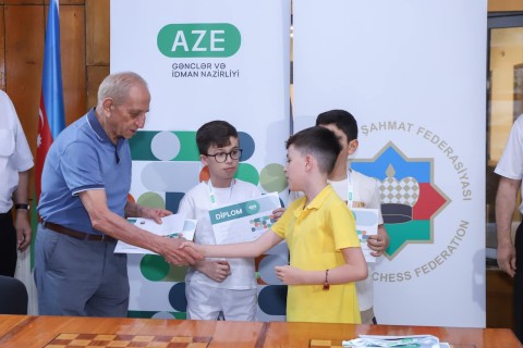 Сильнейшие молодые шахматисты в Азербайджане - ФОТО