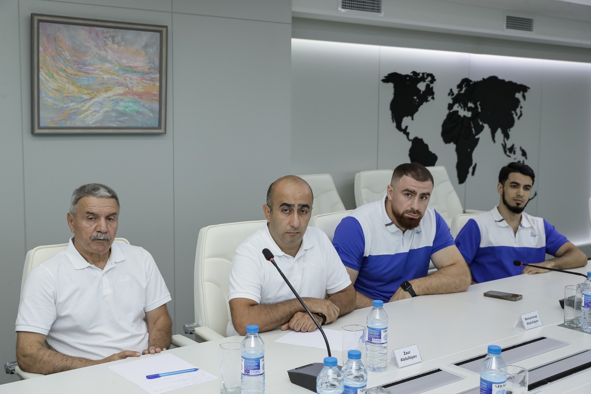 Sahil Babayev lisenziya qazanan boksçularla görüşüb - FOTO
