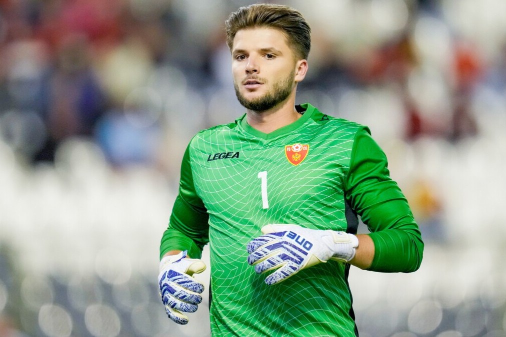 National goalkeeper died at the age of 26
