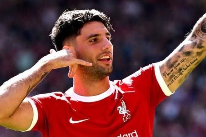 Macarıstanlı futbolçu Avropa çempionatları tarixinə düşüb