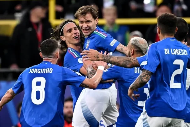 ЕВРО-2024: 3 гола за 16 минут решили судьбу матча чемпиона - ВИДЕО