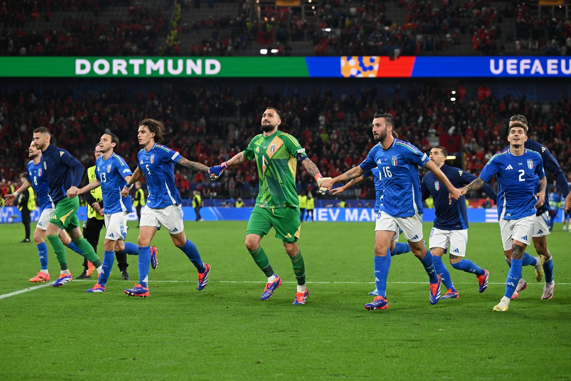 10-game STRIKE from Squadra Azzurra