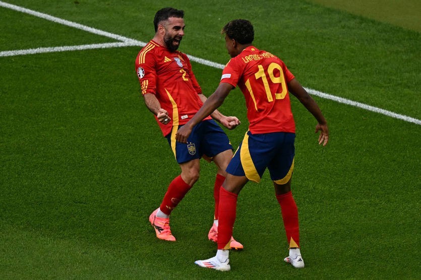 2 records with 1 goal