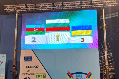 3 медали от Эльмана Курданова - ФОТО