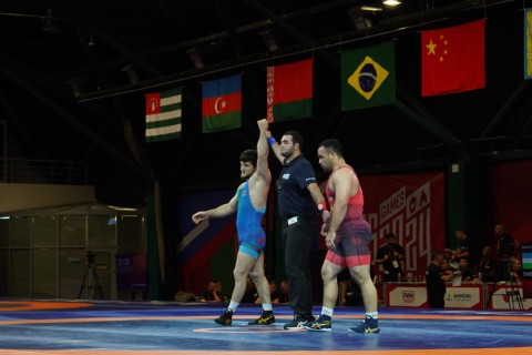Azərbaycan güləşçisi çempion olub - FOTO