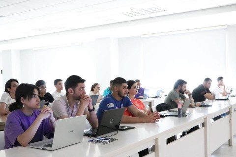 Voleybol seminarına start verilib