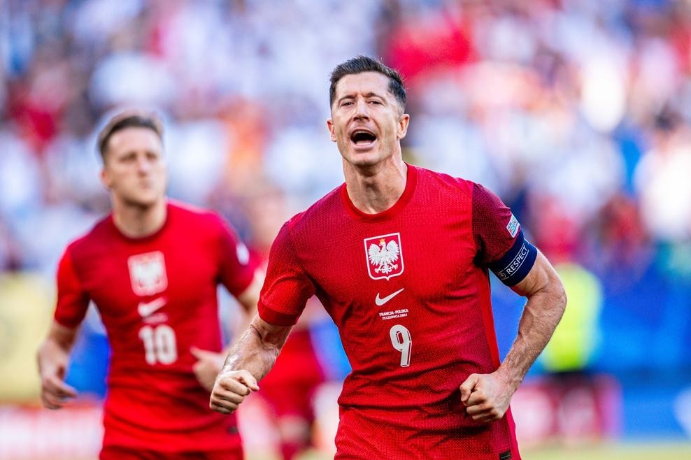 Levandovski 4 çempionatda qol vurub, Polşa qələbə qazanmayıb