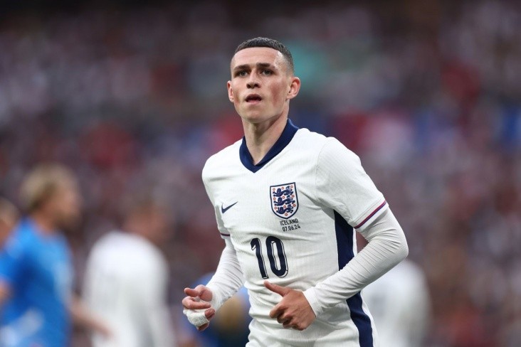 Foden İngiltərə yığmasını tərk edib