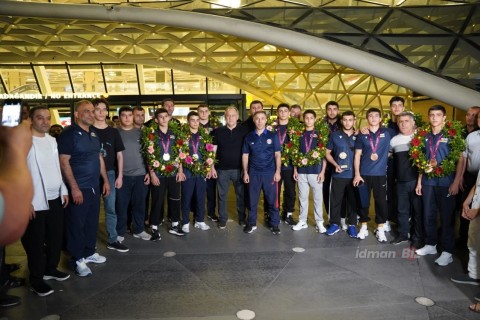 Ставшая чемпионом Европы наша сборная вернулась на родину - ФОТО - ВИДЕО