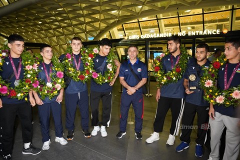 Ставшая чемпионом Европы наша сборная вернулась на родину - ФОТО - ВИДЕО