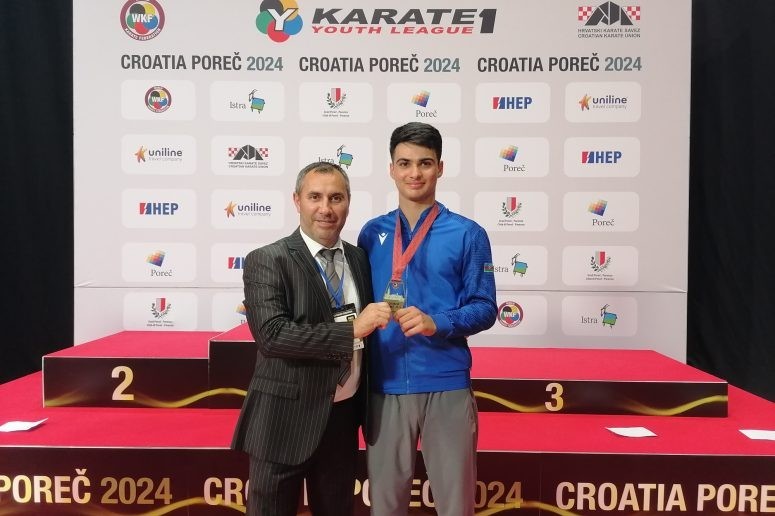Karateçimiz Poreçdə çempion olub