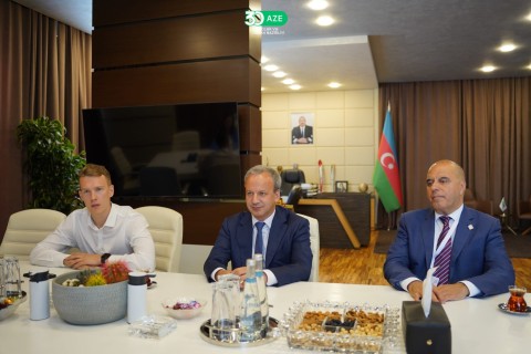 Fərid Qayıbov FIDE prezidenti ilə görüşüb - FOTO