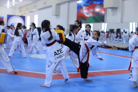 Taekvondoçular üçün ilk - FOTO