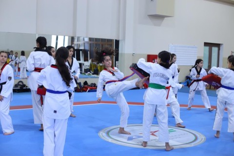 Taekvondoçular üçün ilk - FOTO