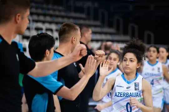 Azerbaijani staff to play against Armenians