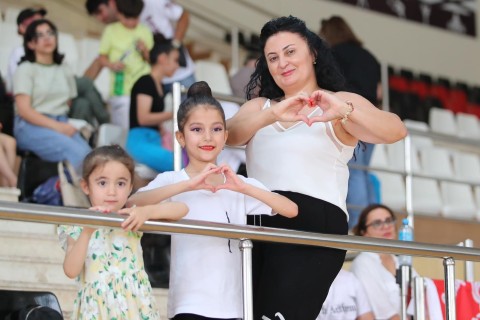 Gymnasts starring in Gabala - PHOTO